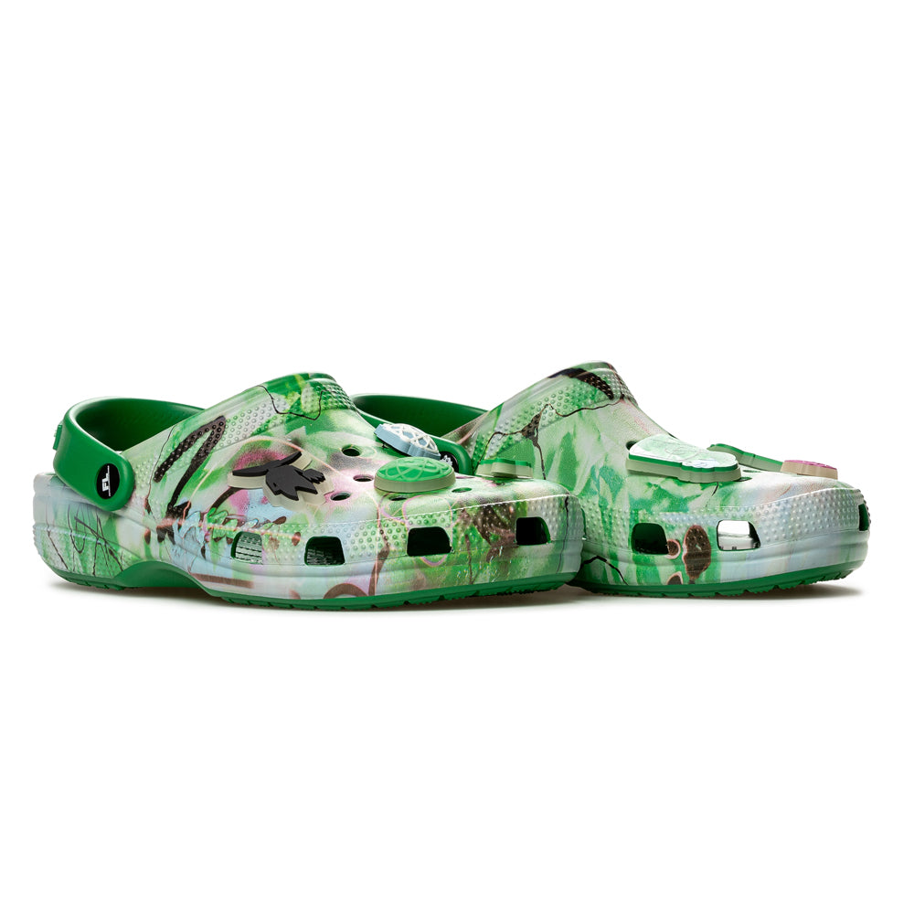Crocs x Futura Laboratories Classic Clog | Green Ivy - CROSSOVER