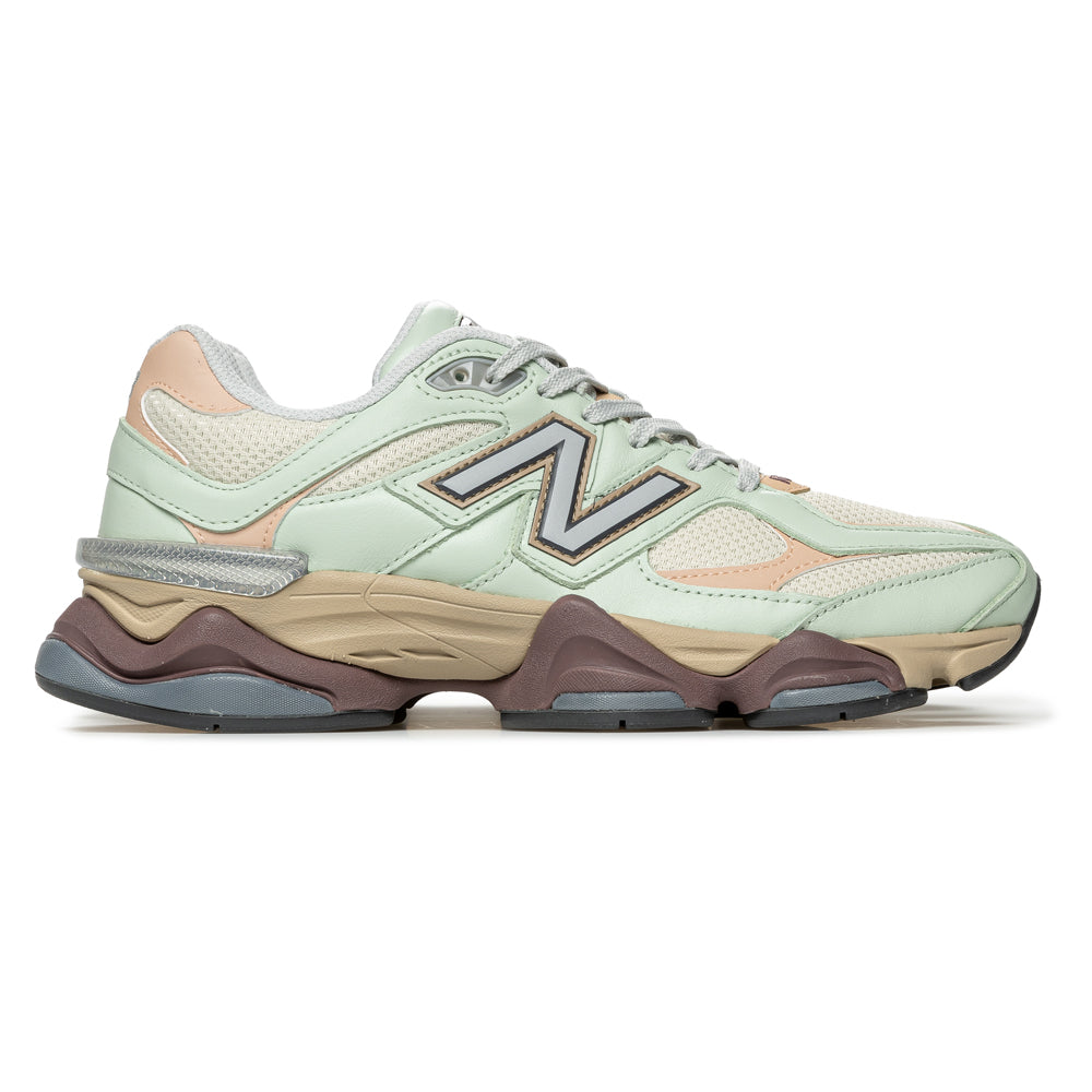 はち New Balance 9060 