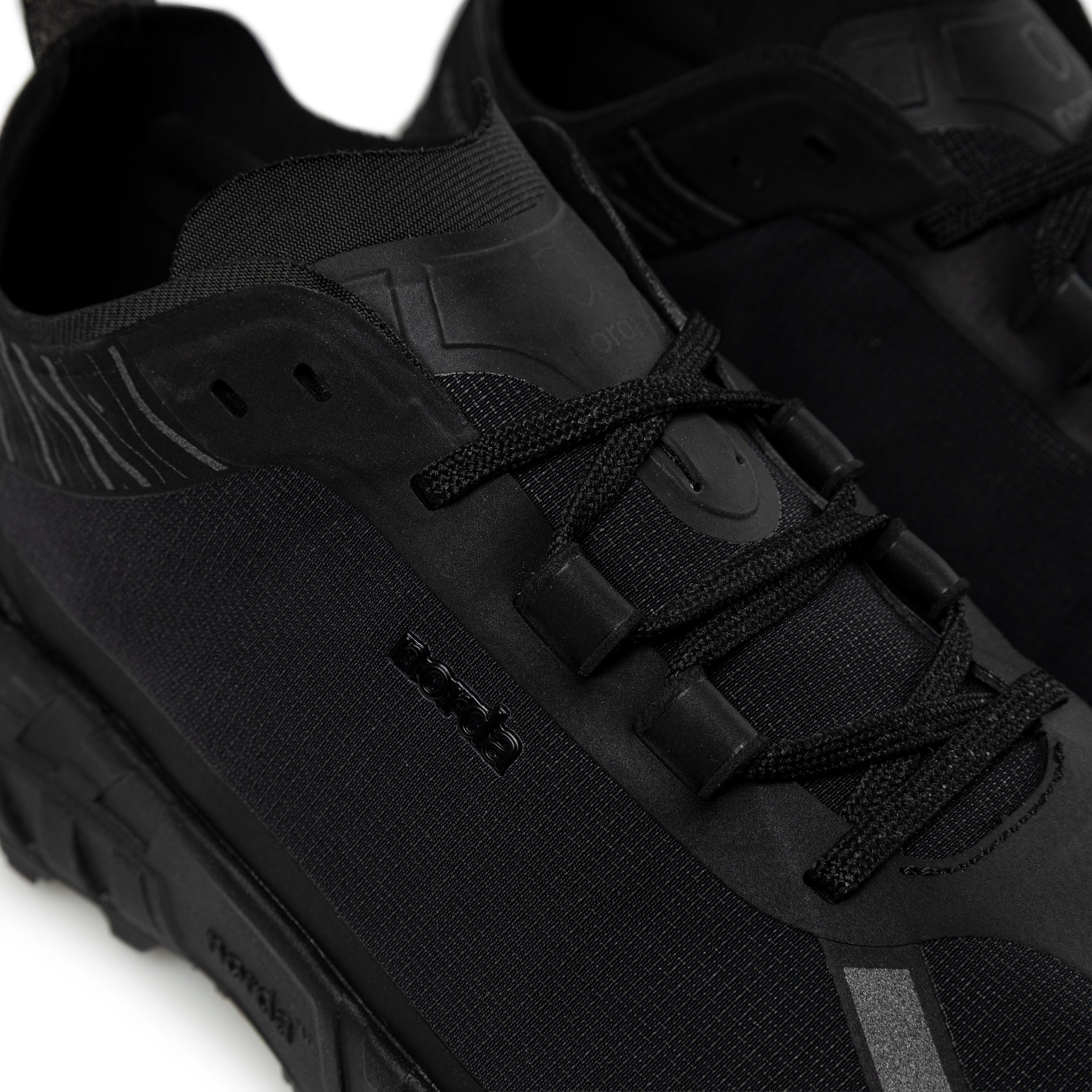 001A | Stealth Black