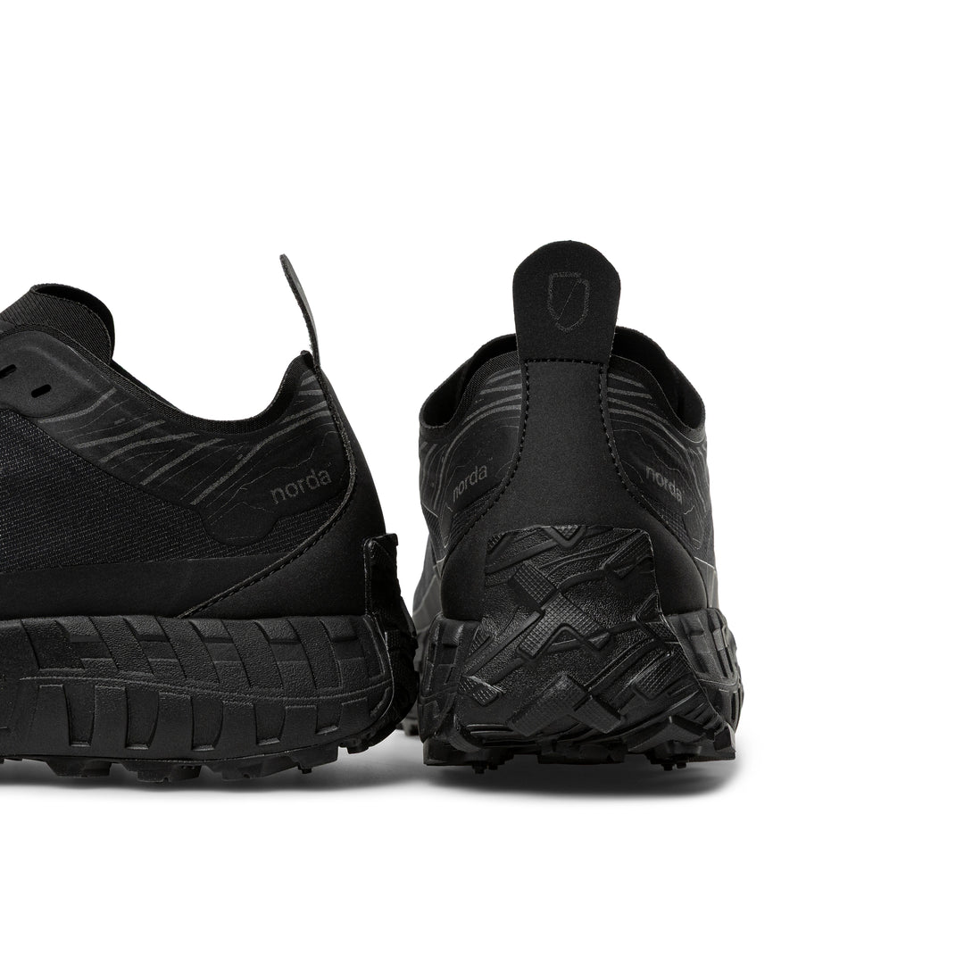 001A | Stealth Black