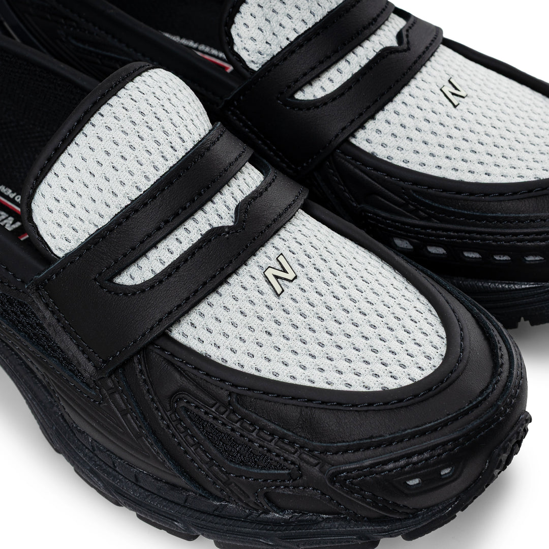 1906L | Black Angora