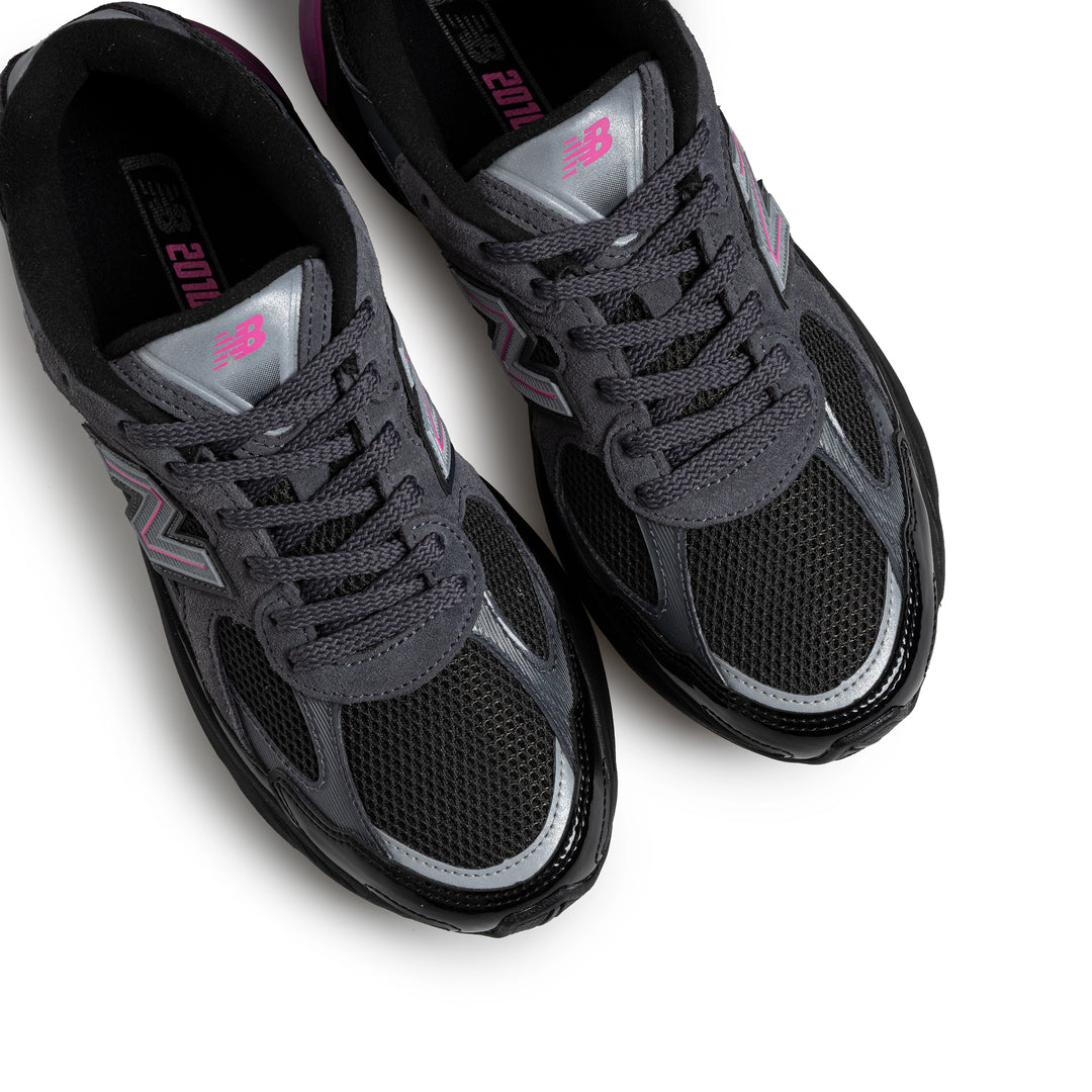 2010 | Black Pink Heat