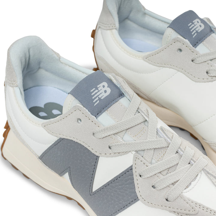 327 | Moonbeam Shadow Grey