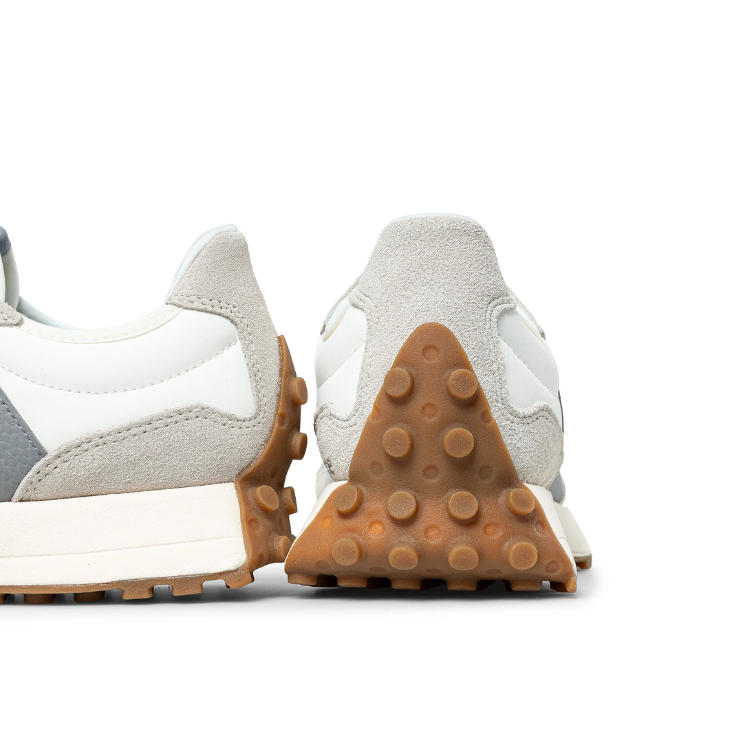 327 | Moonbeam Shadow Grey