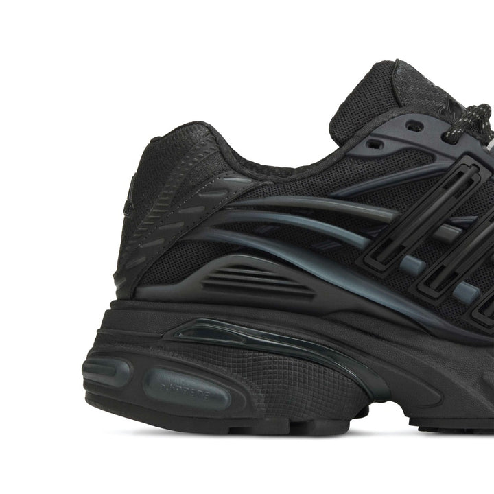 Adidas x Virginia Adistar Jellyfish by Pharrell | Carbon