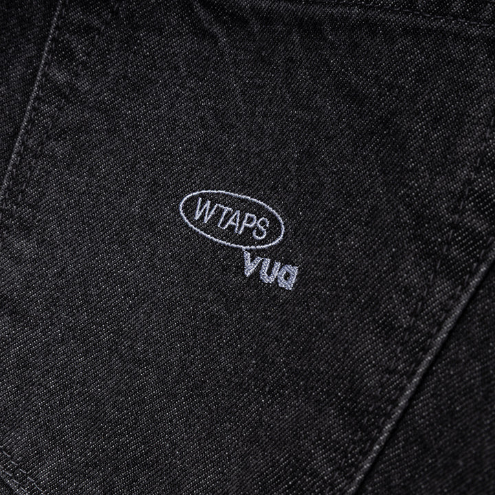 Blues Straight / Trousers / Cotton. Denim | Black
