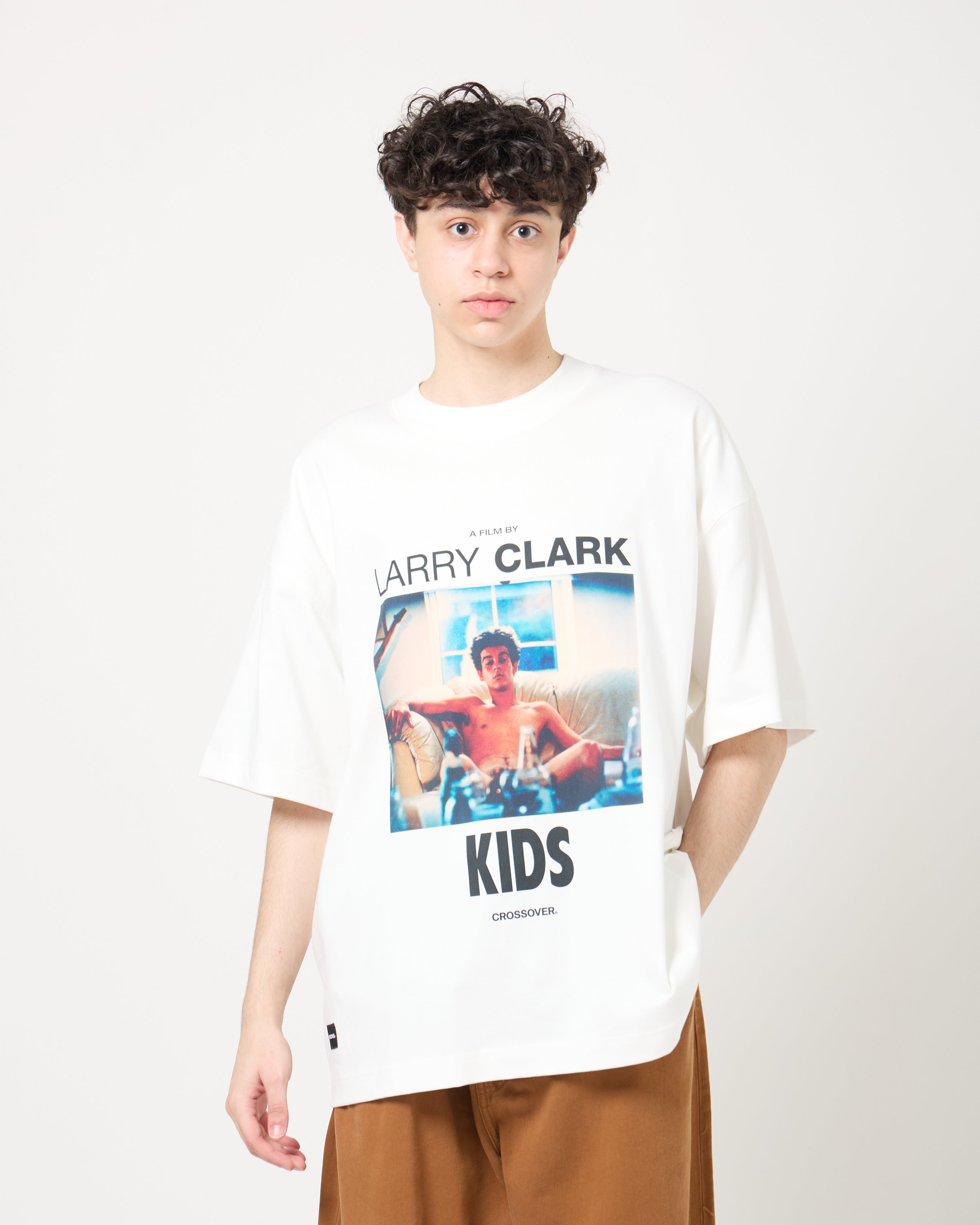 CROSSOVER® × KIDS by Larry Clark 30th Anniversary '05' Tee | White