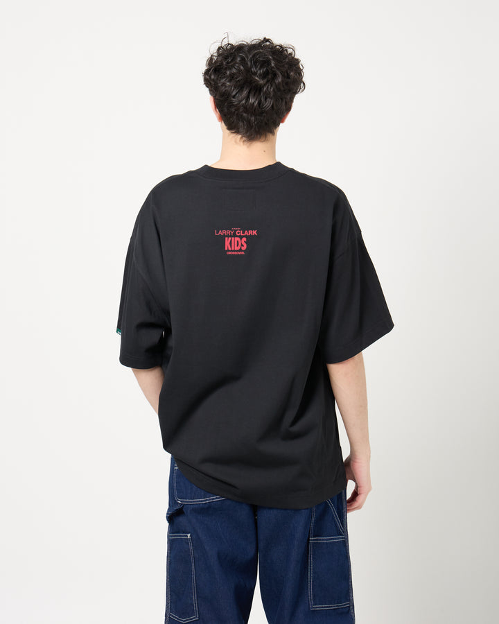 CROSSOVER® × KIDS by Larry Clark 30th Anniversary '06' Tee | Black