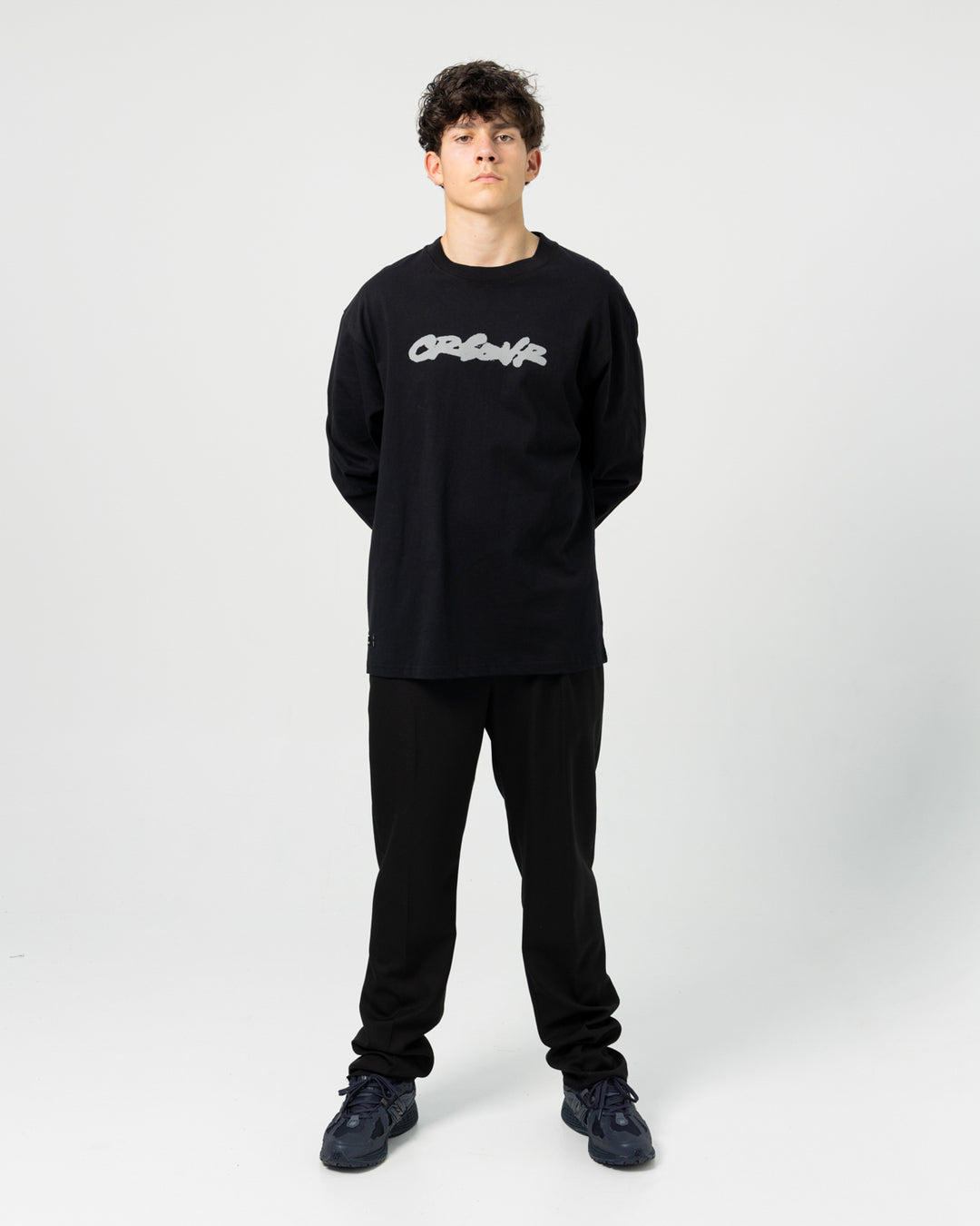 CROSSOVER x mo'des L/S Tee | Black