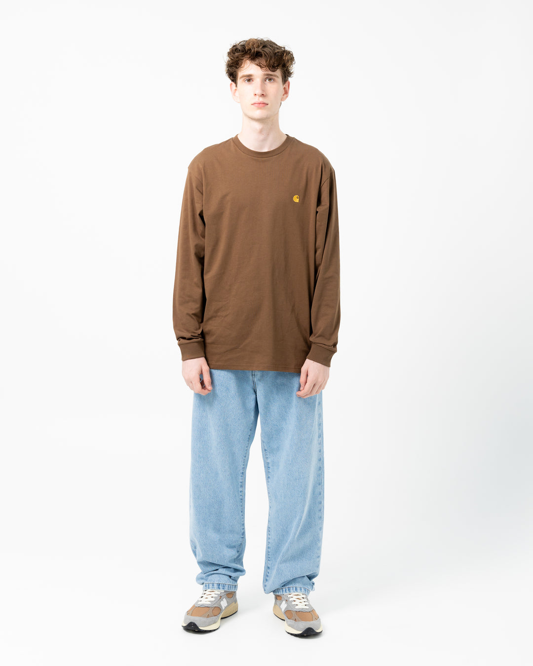 Chase L/S Tee | Chocolate