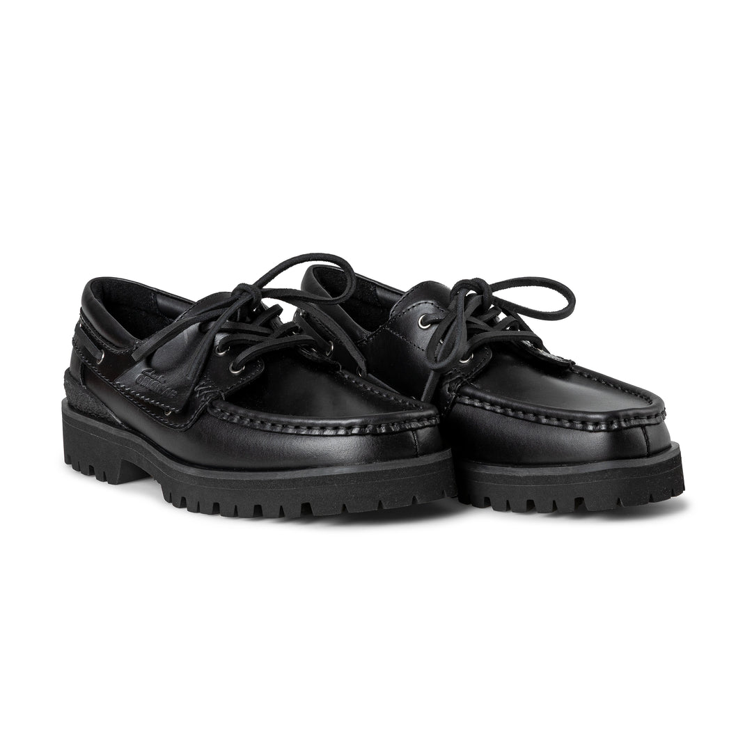 Yukoner Boat | Black Leather