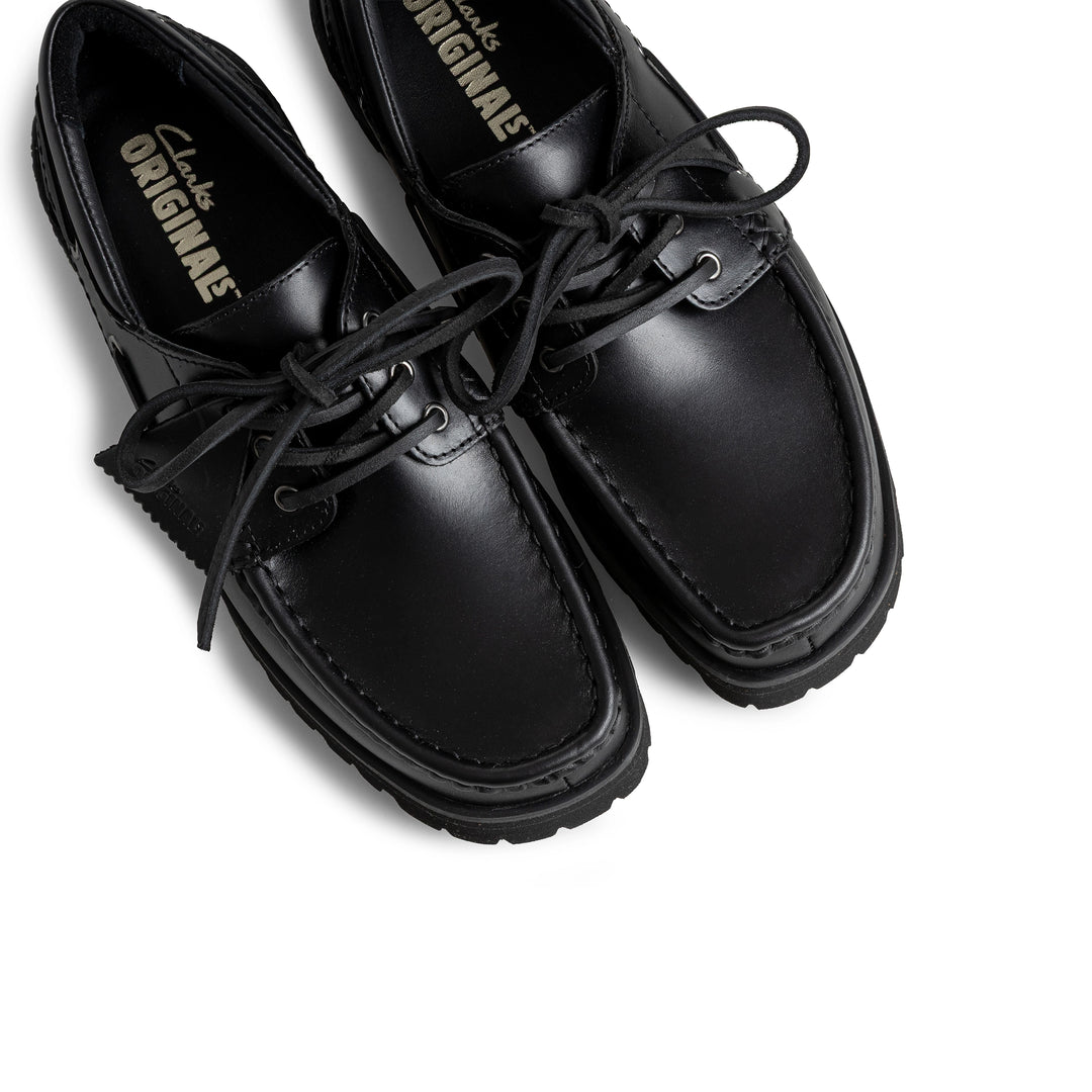 Yukoner Boat | Black Leather