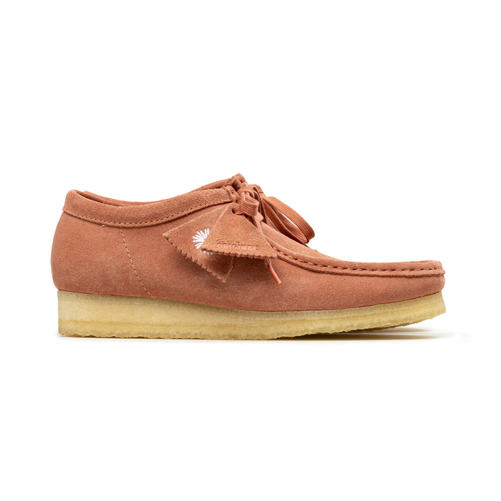 Clarks x Manchester Wallabee Terracotta Suede | Pink