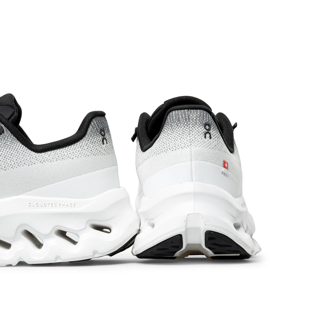 Cloudtilt | Black Ivory