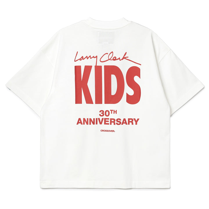 CROSSOVER® × KIDS by Larry Clark 30th Anniversary '02' Tee | White