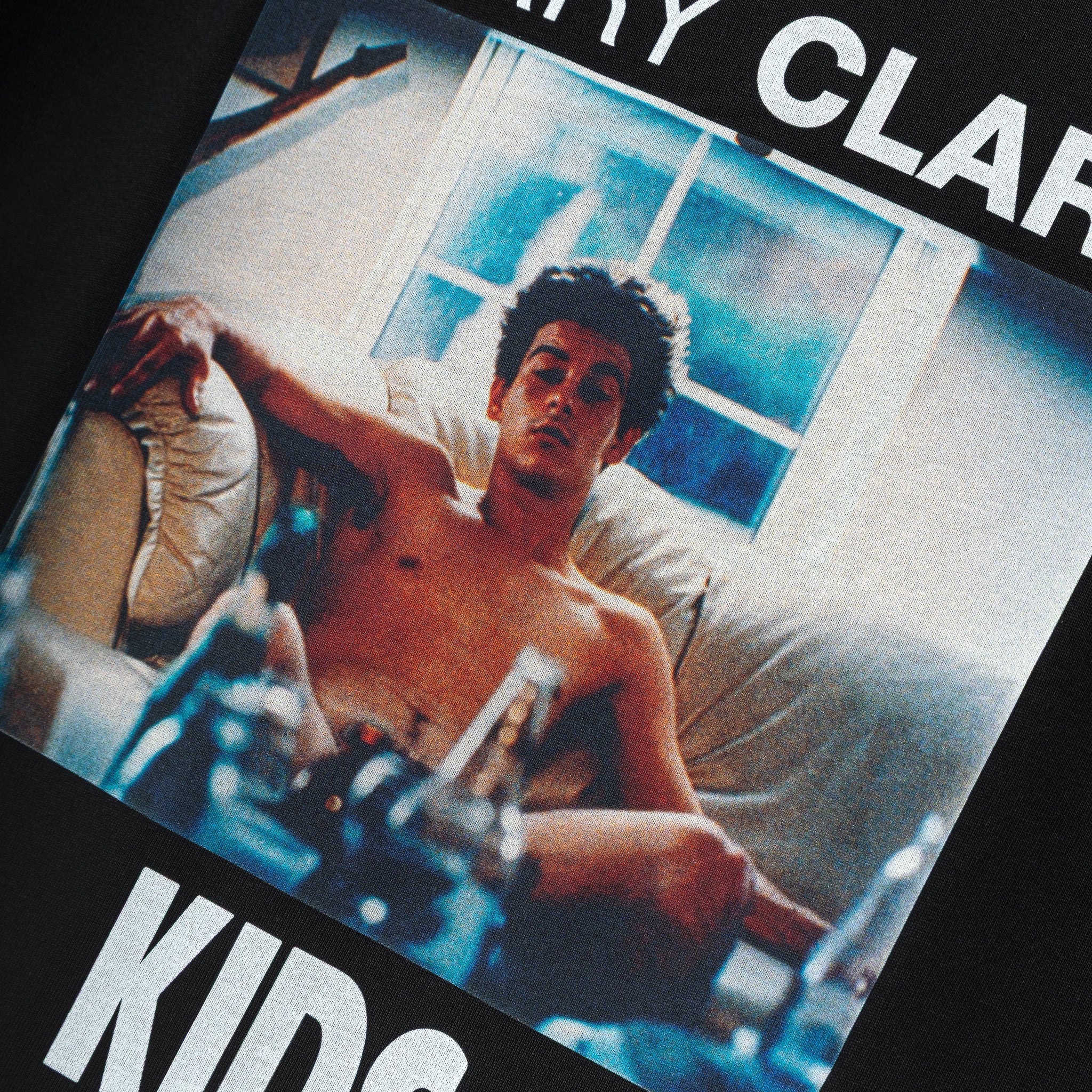 CROSSOVER® × KIDS by Larry Clark 30th Anniversary '05' Tee | Black