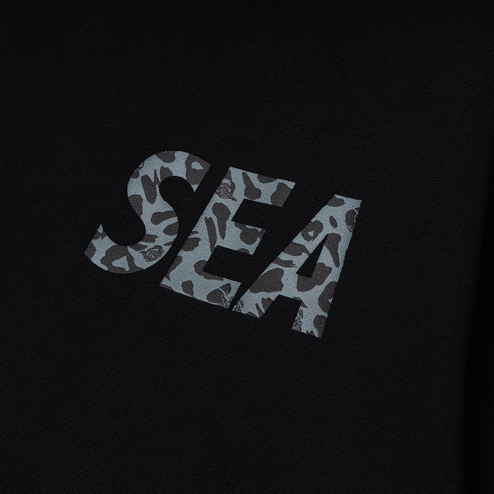 Crossover x Wind and Sea Gray Leopard Logo Tee | Black