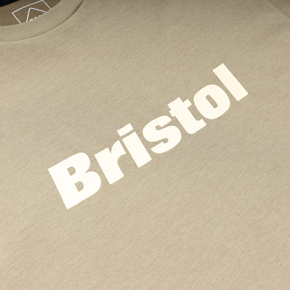 F.C.Real Bristol – CROSSOVER