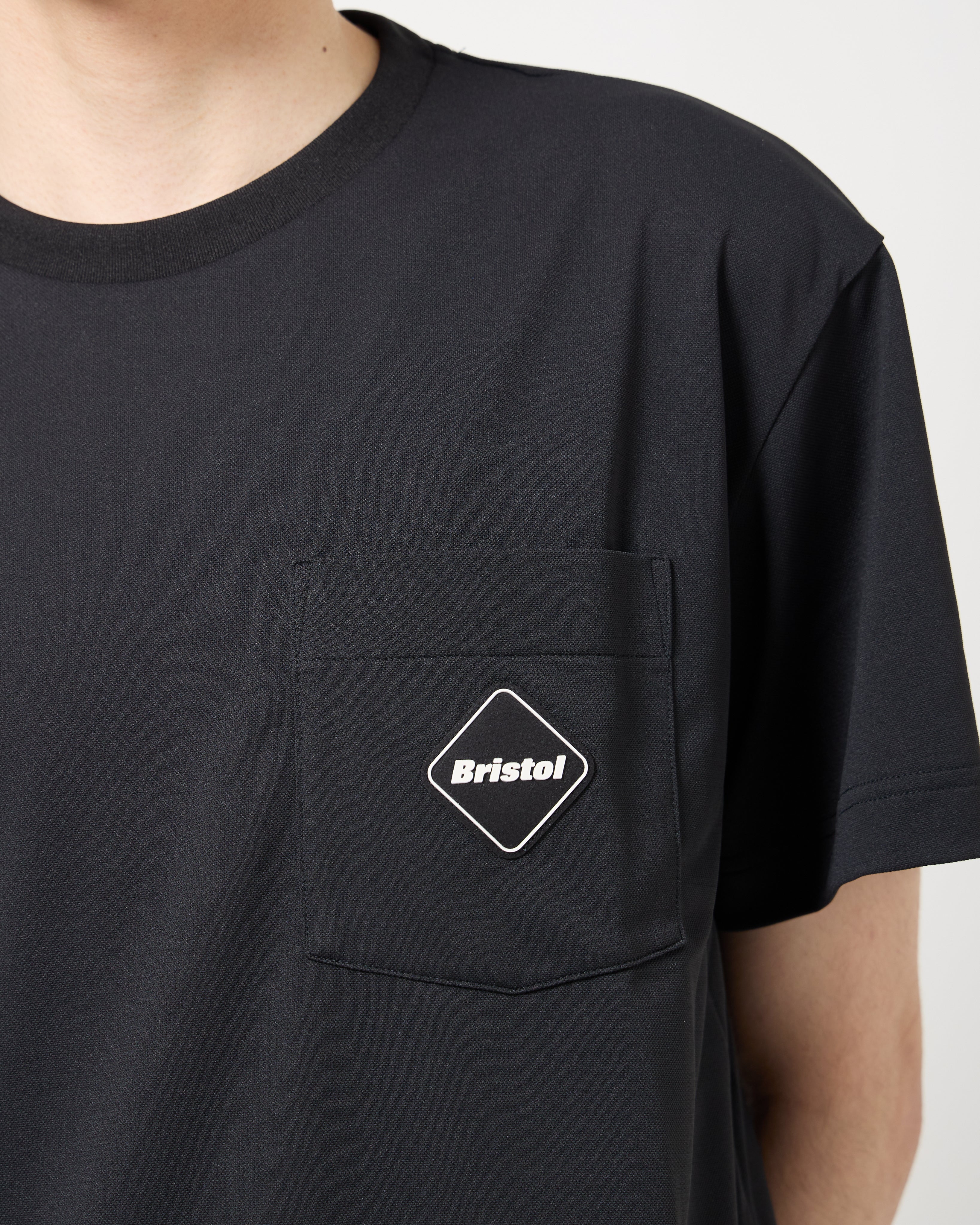 F.C.Real Bristol Emblem Pocket Tee| Black