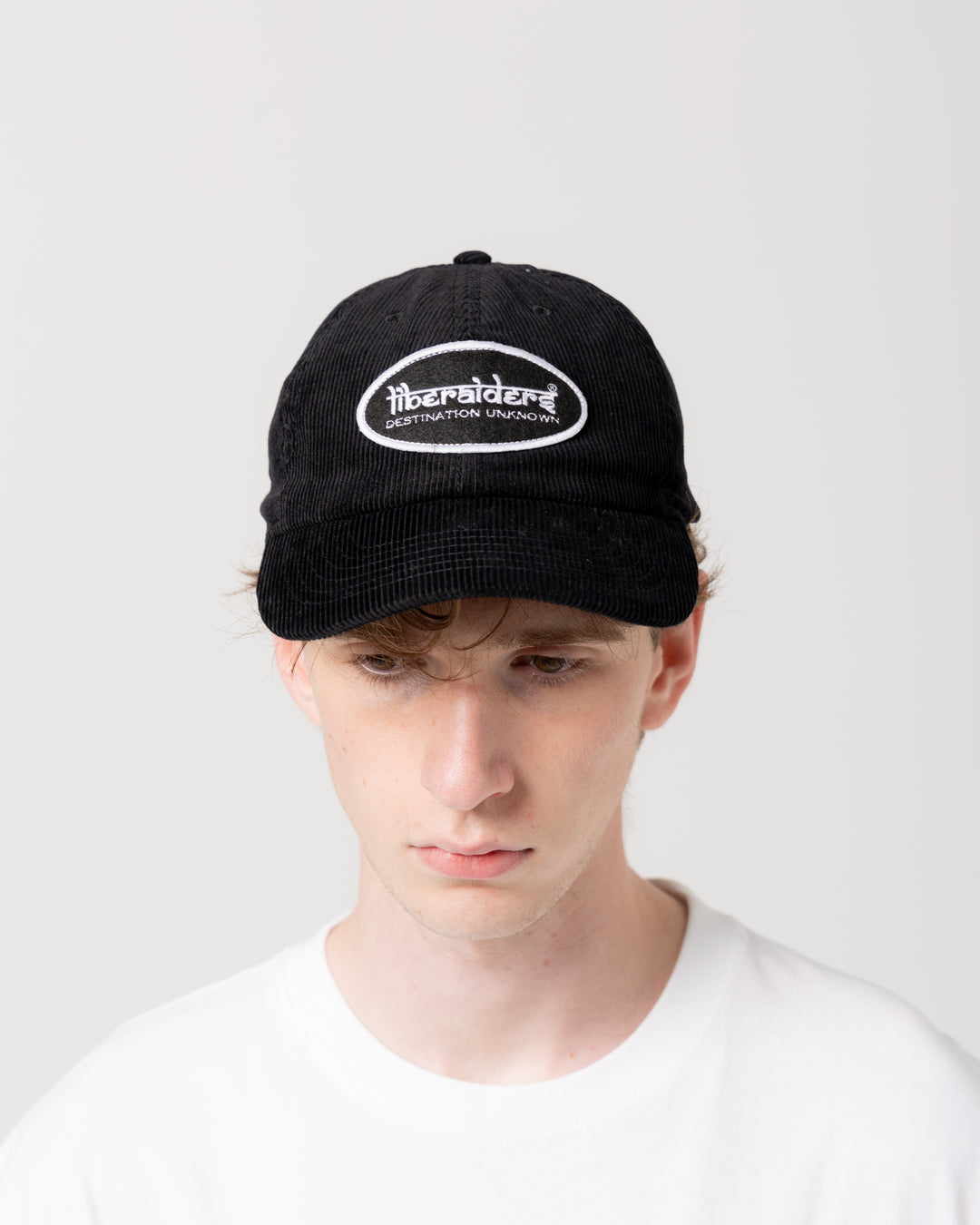 Oval Logo Corduroy Cap | Black