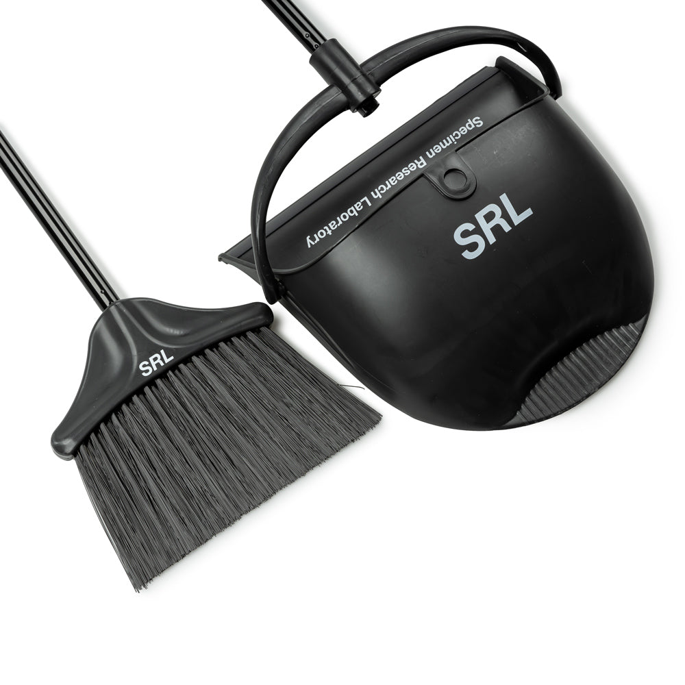 Neighborhood SRL . Broom & Dustpan Set | Black – CROSSOVER