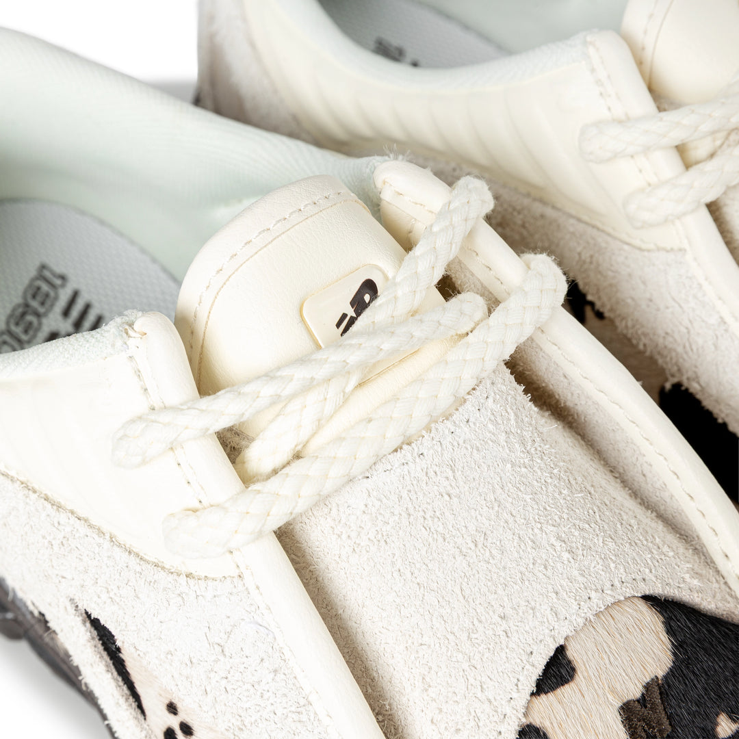 1890A | Angora Rich Earth