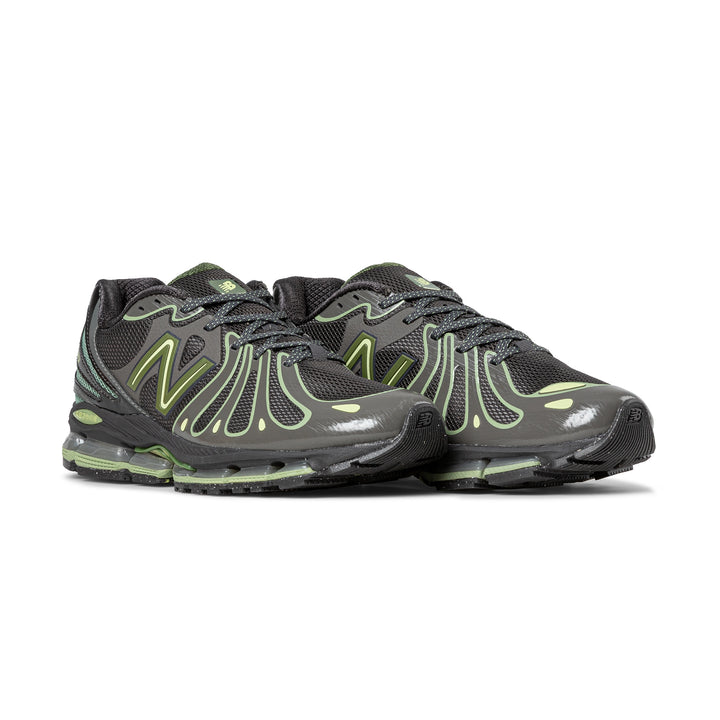 Abzorb 1890 | Black Utility Green
