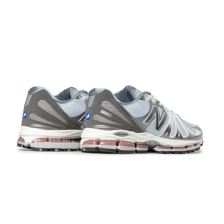1890 | Dark Silver Metallic
