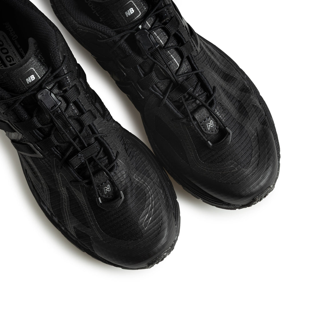 1906R | Black Dark Silver Metallic