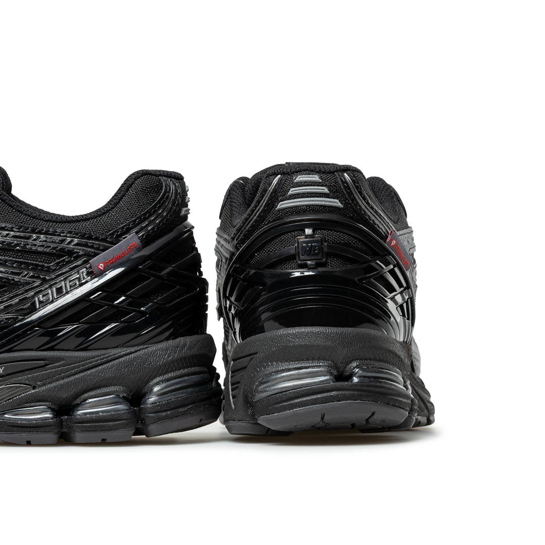 1906R | Black Silver Metallic