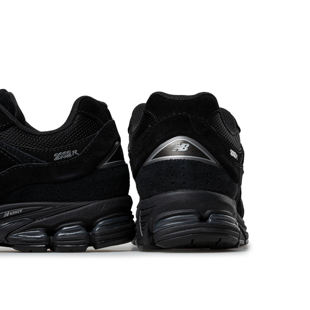 2002R | Black Metallic