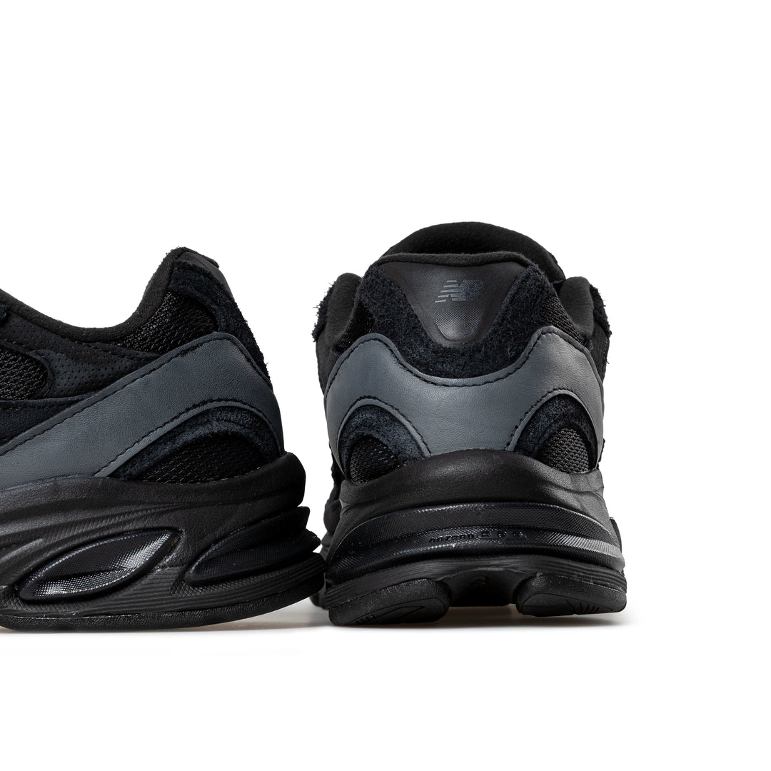 2010 | Black Phantom