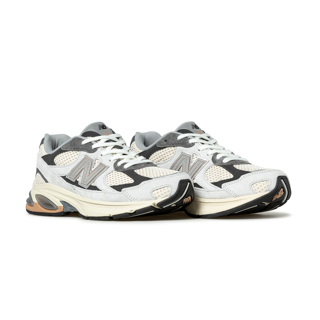 2010 | Brighton Grey Linen