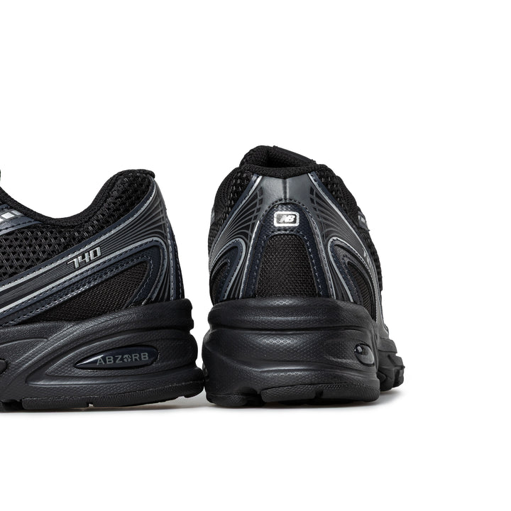740 | Black Silver Metallic