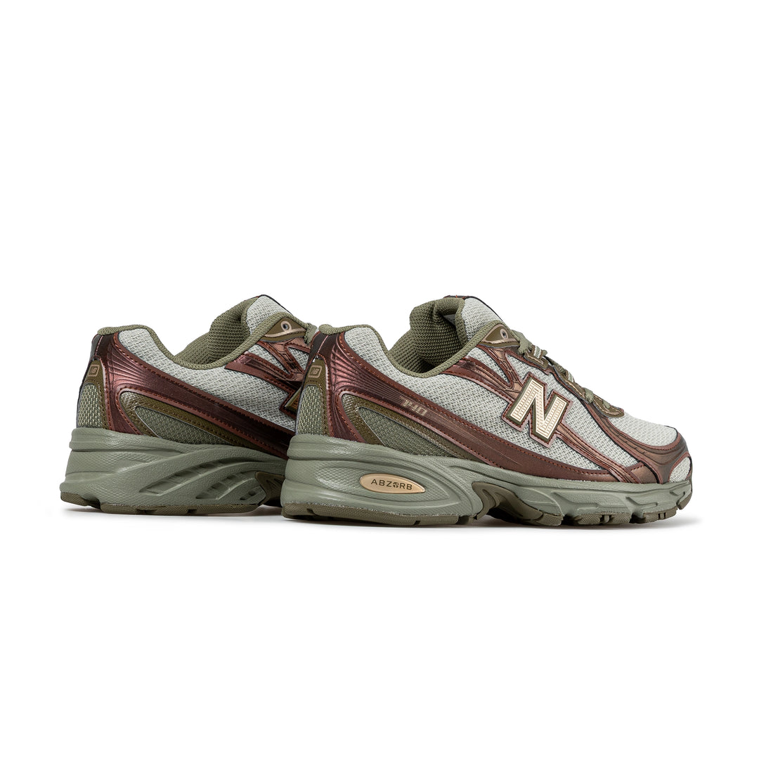 740 | Woodland Dark Olivine