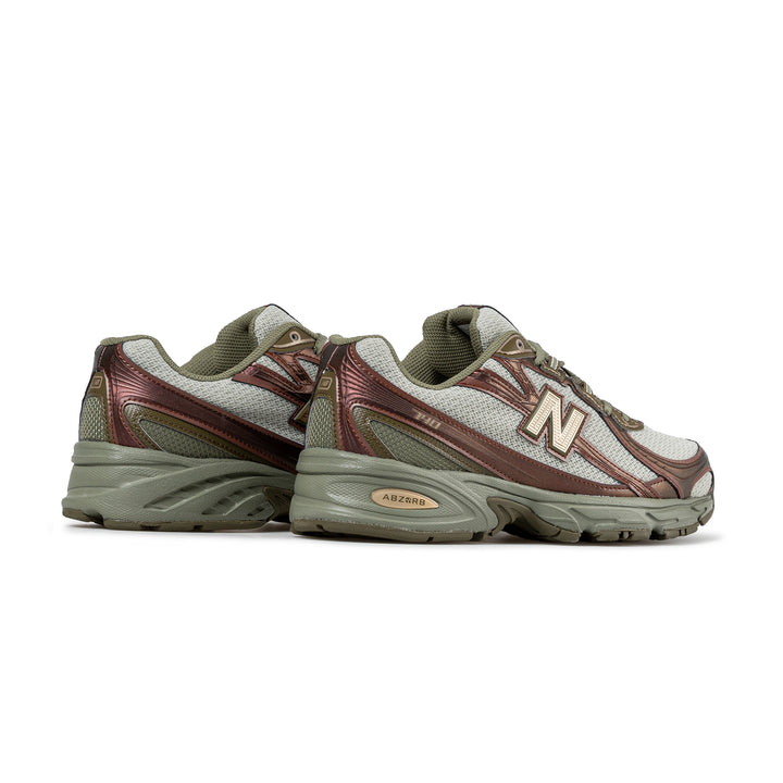 740 | Woodland Dark Olivine