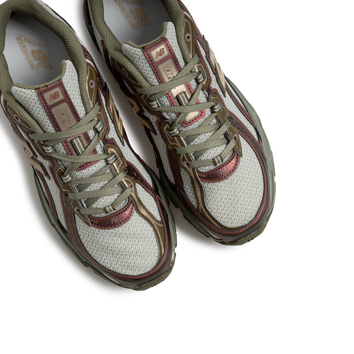 740 | Woodland Dark Olivine