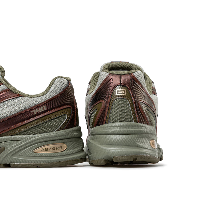 740 | Woodland Dark Olivine