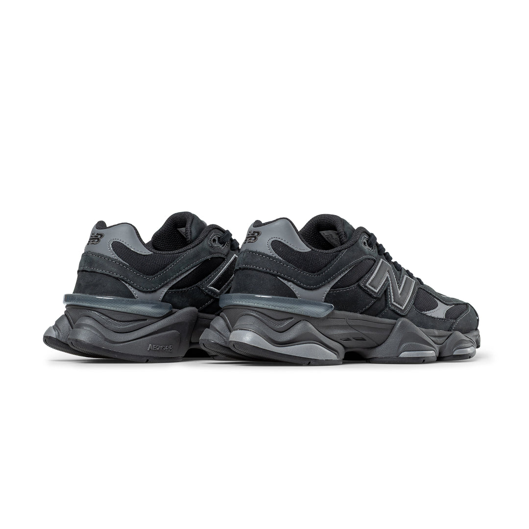 9060 | Black Castlerock