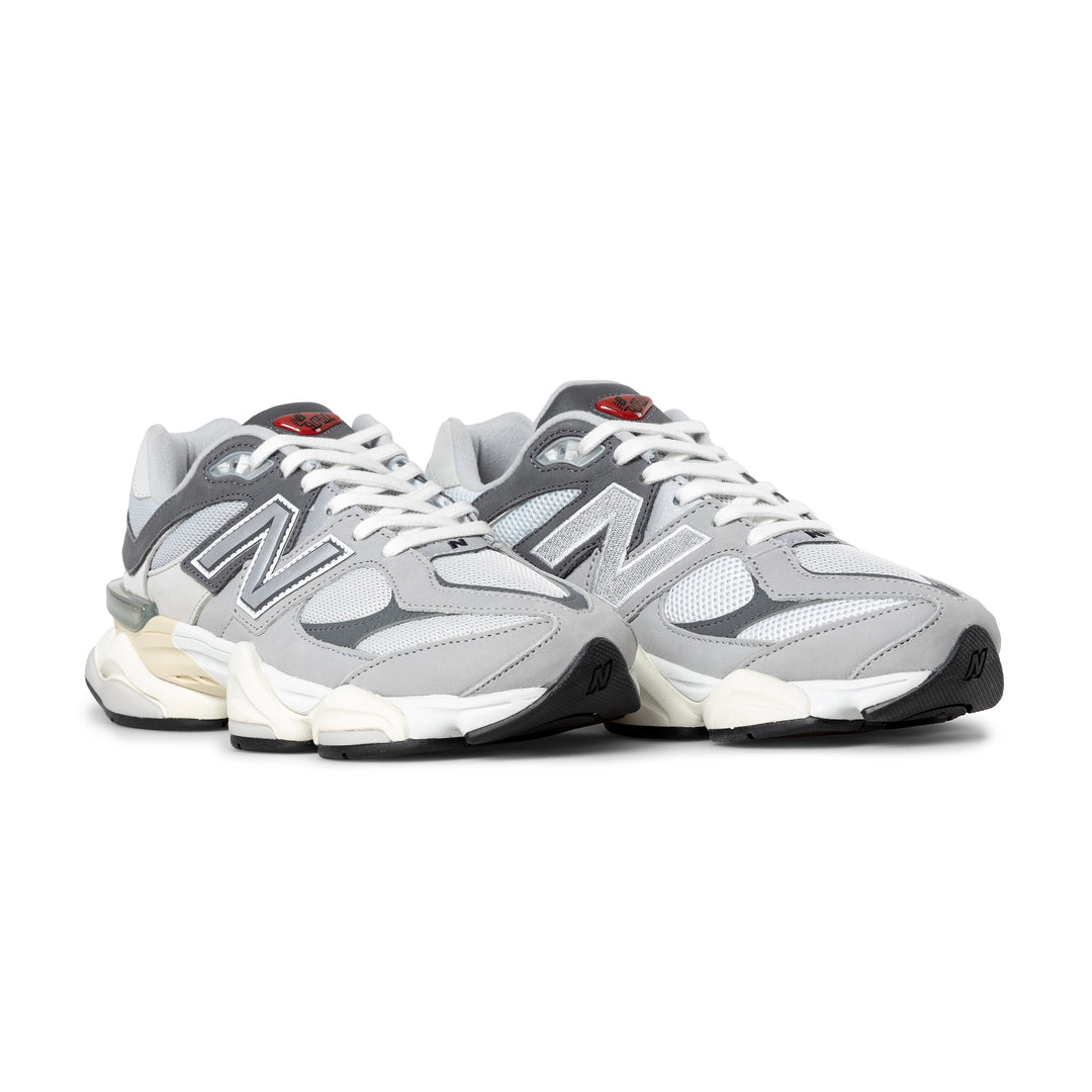 New Balance 9060 | Grey