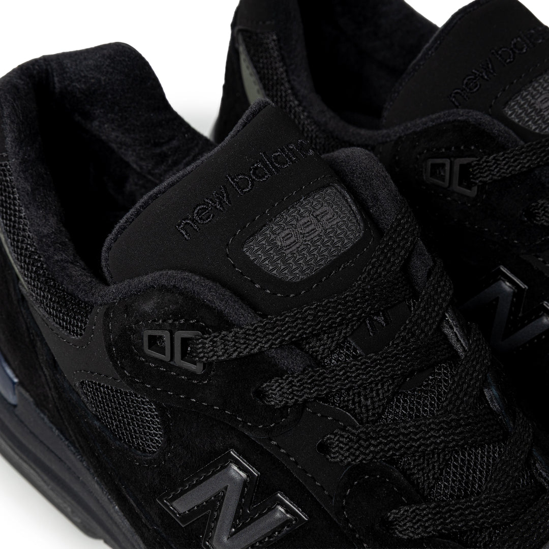992 Made in USA | Black