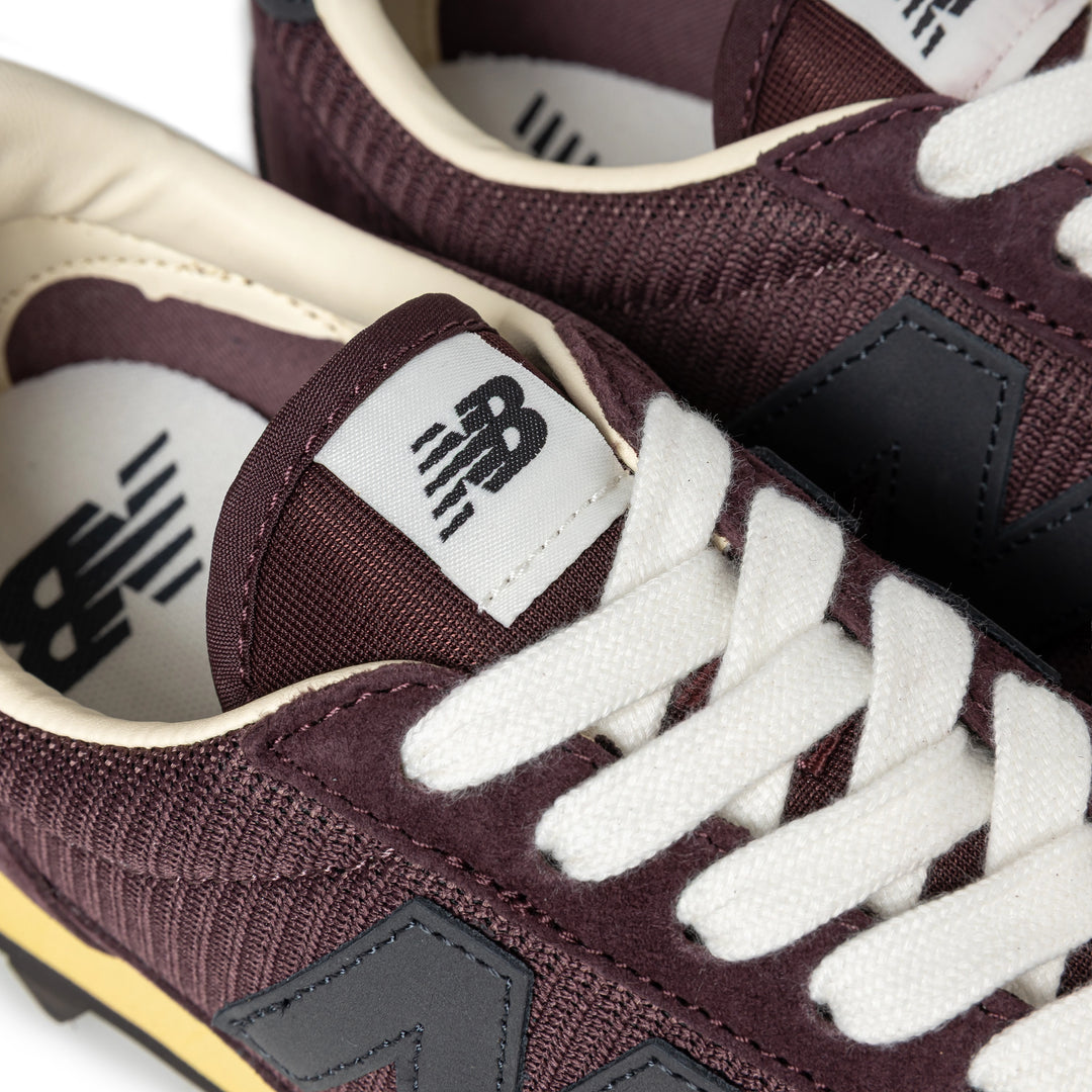 Gator Run | Cherry Leather