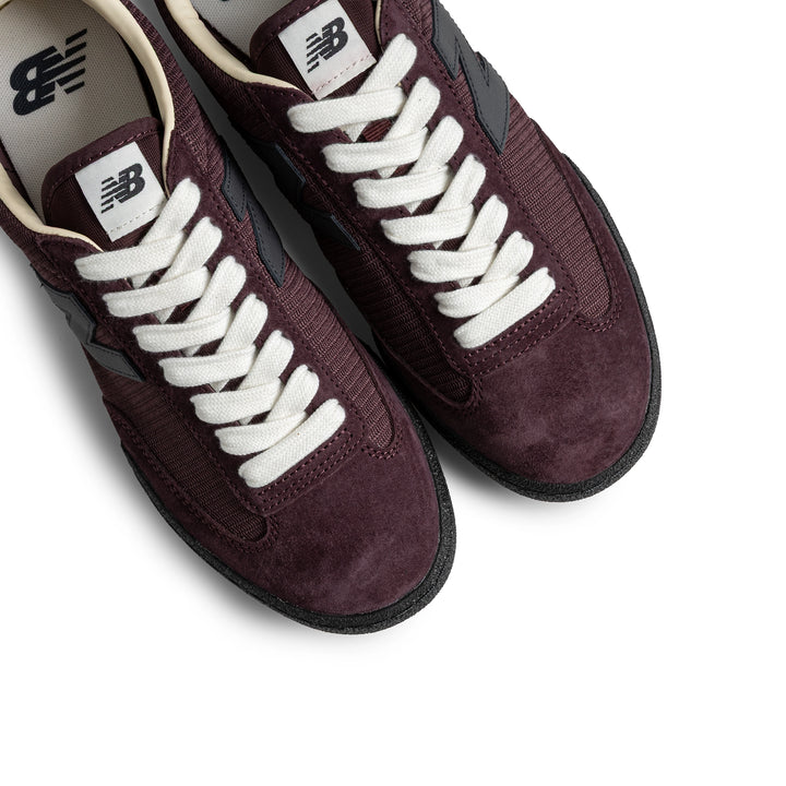 Gator Run | Cherry Leather