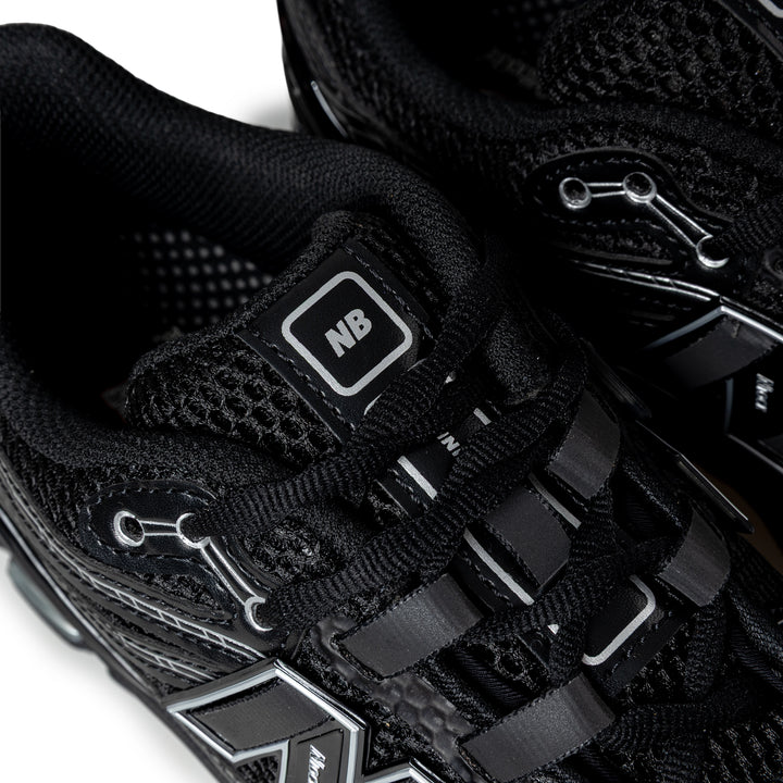 M1906RCH | Black