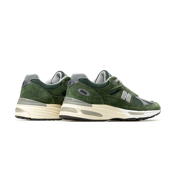 MADE in UK 991v2 | Kombu Green