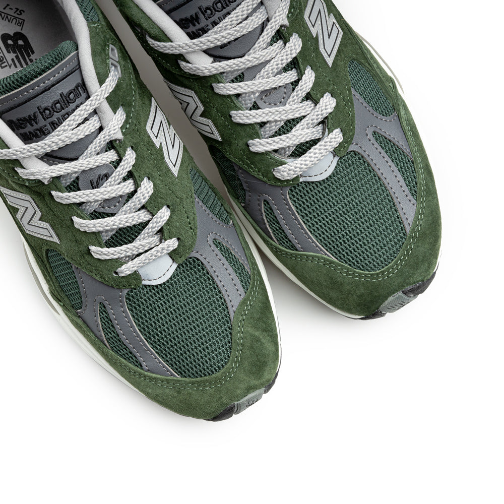 MADE in UK 991v2 | Kombu Green