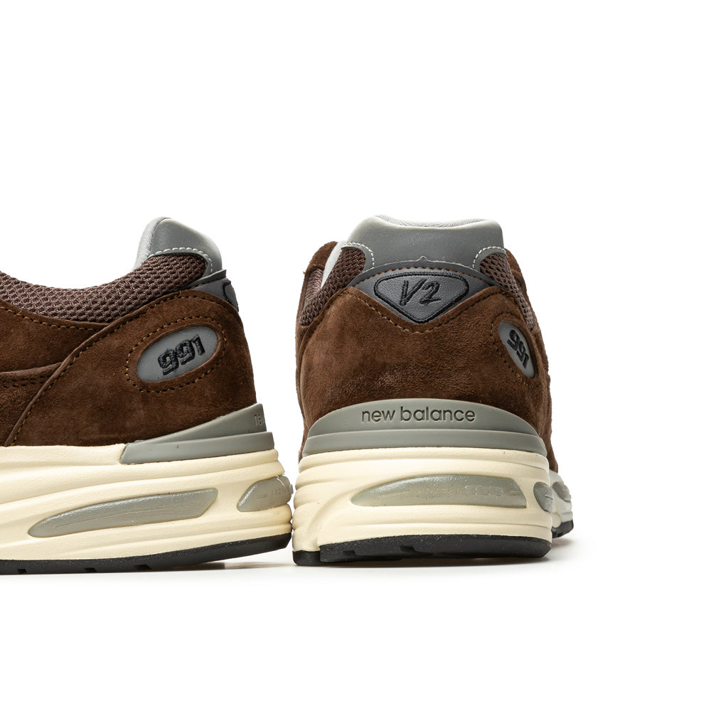 MADE in UK 991v2 | Pinecone