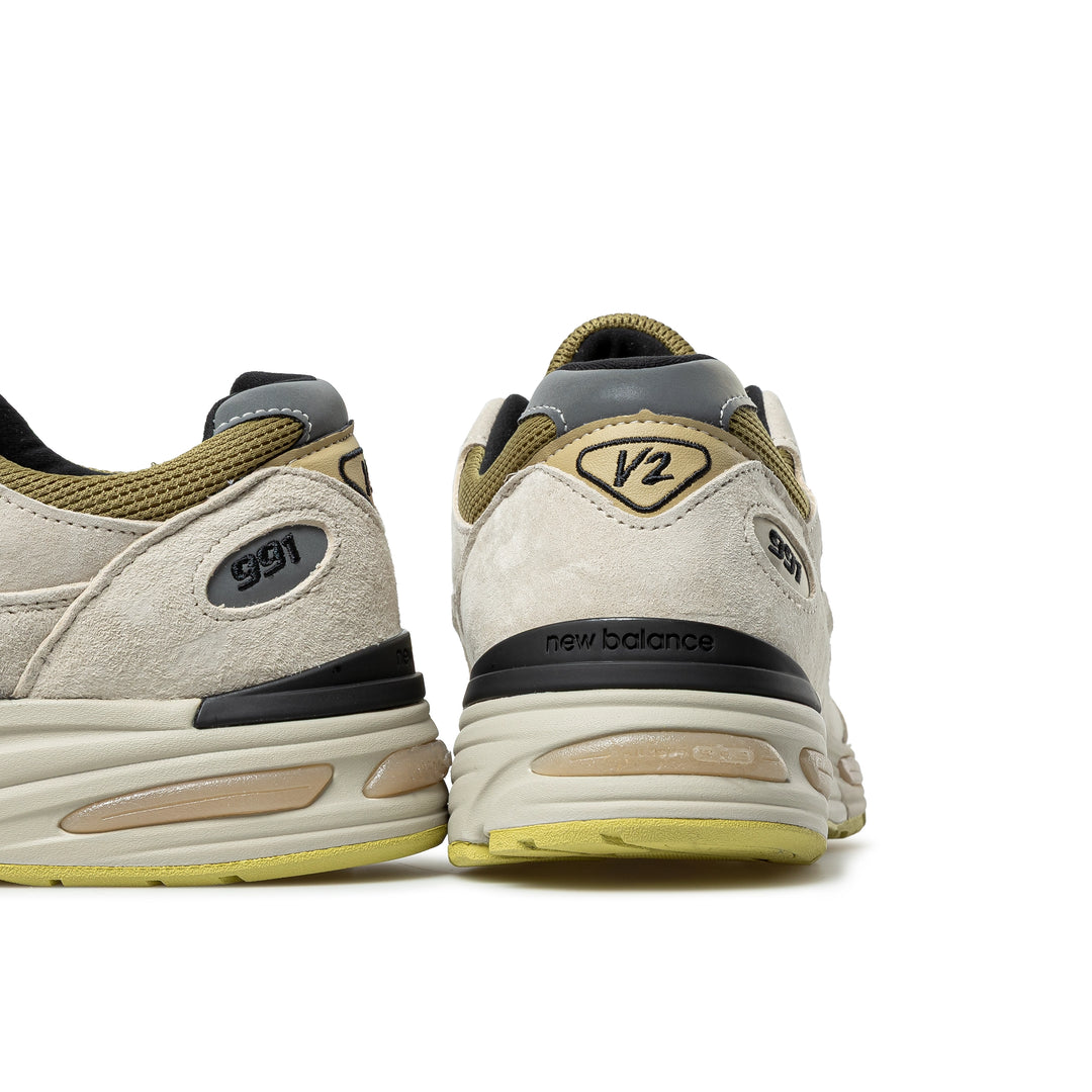 MADE in UK 991v2 | Silver Birch