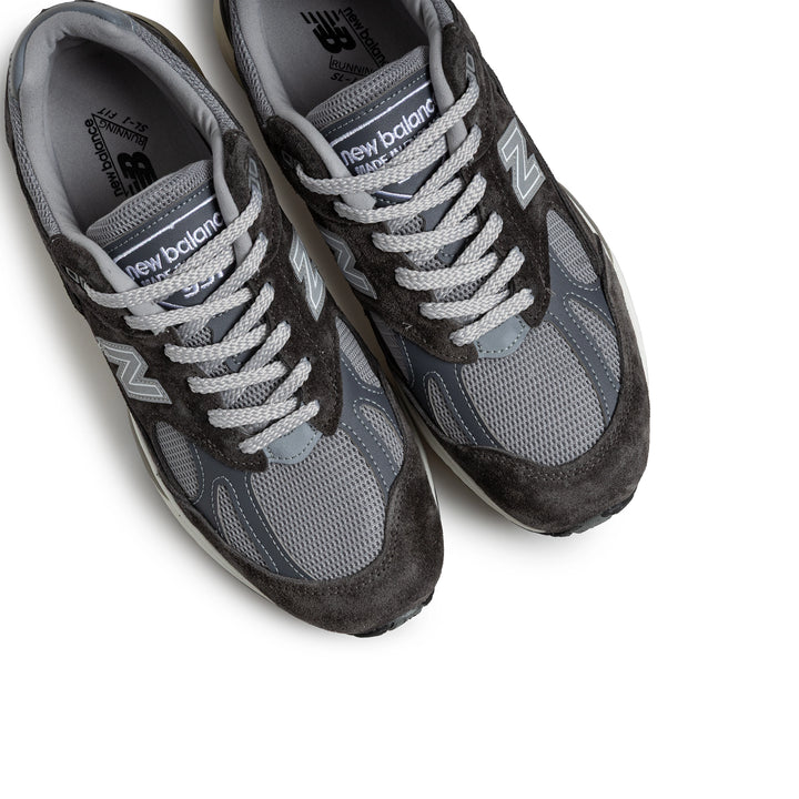 Made in UK 991v2 | Forged Iron