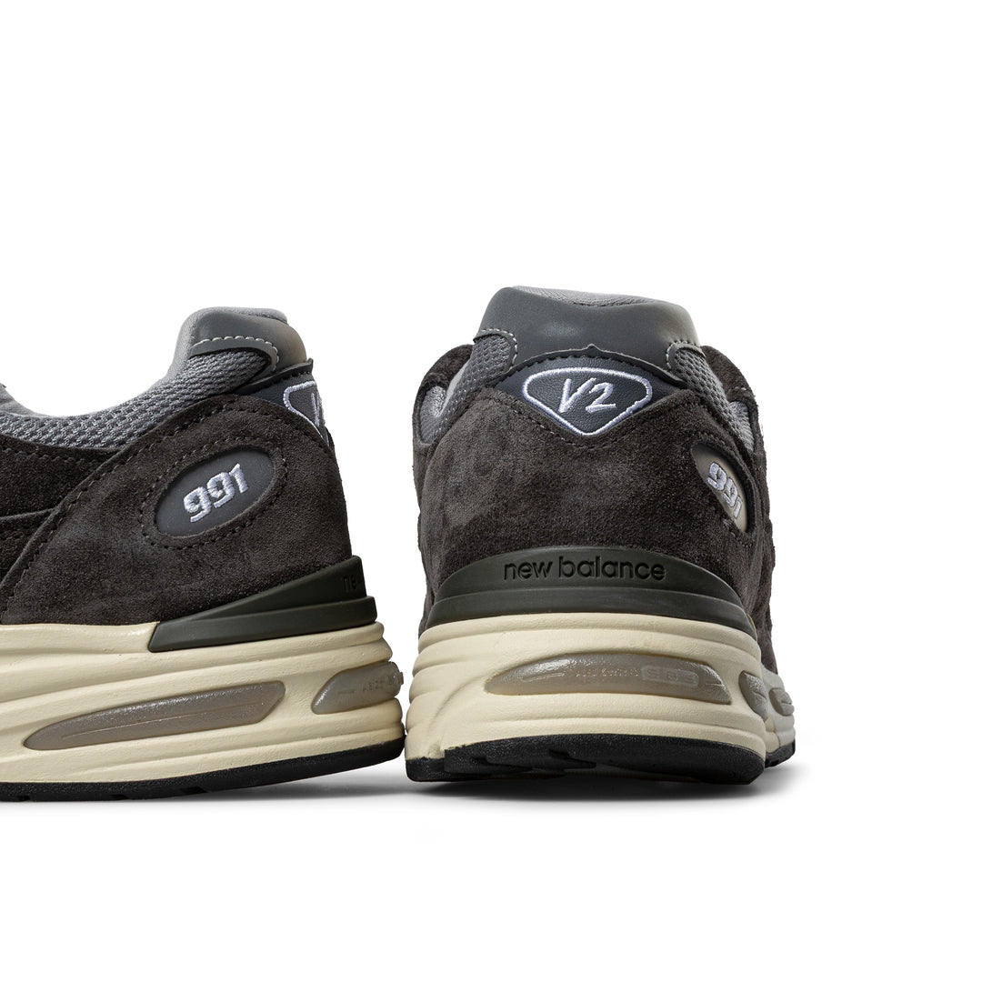 Made in UK 991v2 | Forged Iron